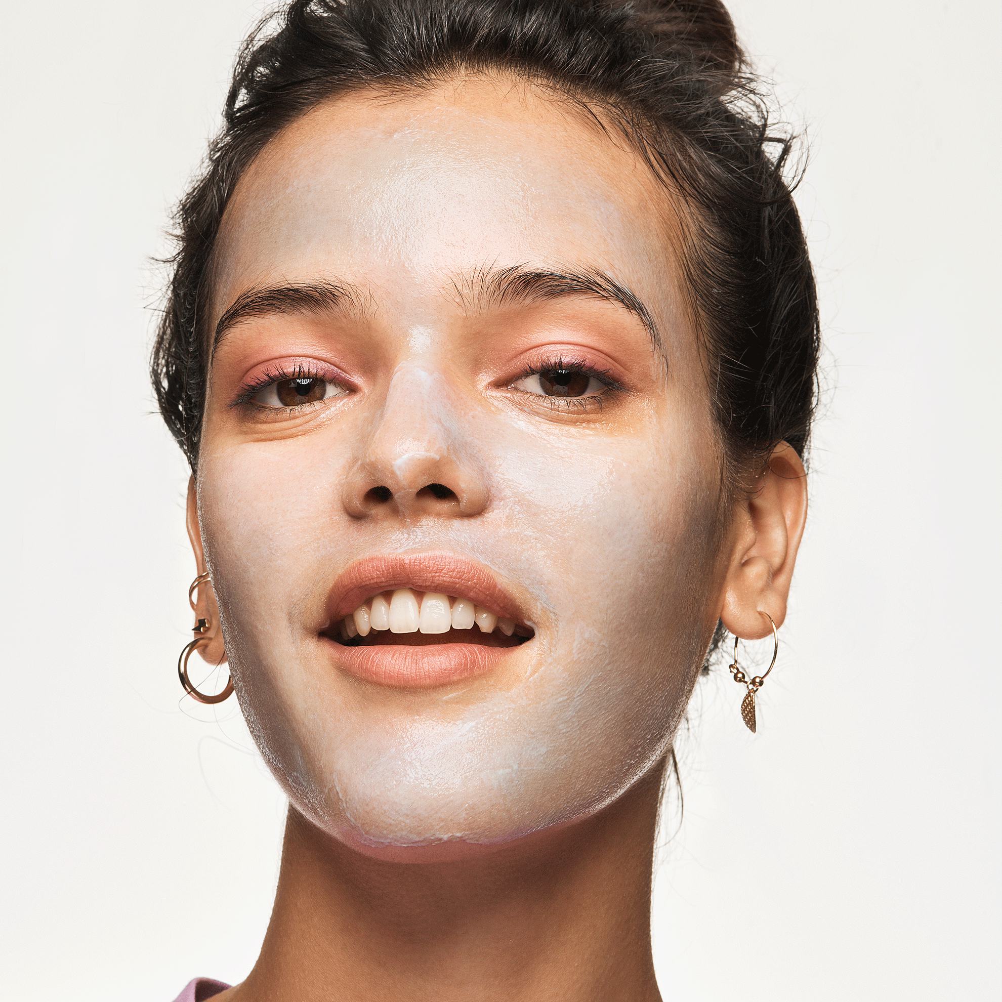 https://media-cdn.oriflame.com/productImage?externalMediaId=product-management-media%2fProducts%2f43370%2fME%2f43370_5.png&id=2024-03-11T10-54-05-274Z_MediaMigration&version=1653291943