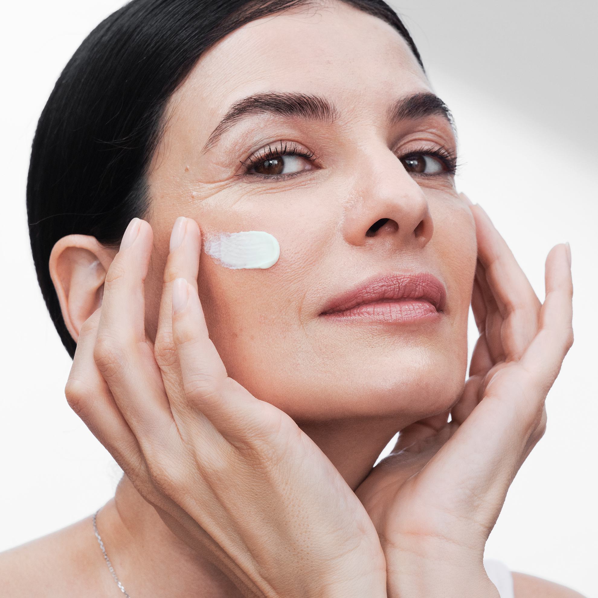 https://media-cdn.oriflame.com/productImage?externalMediaId=product-management-media%2fProducts%2f43691%2f43691_5.png&id=17458043&version=2