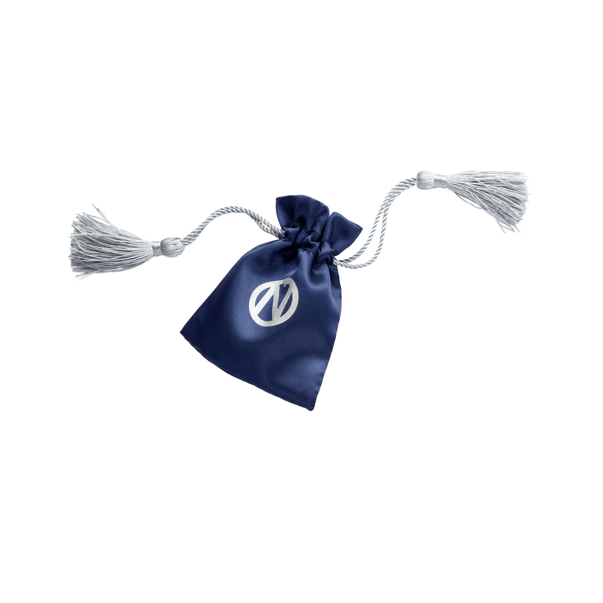 https://media-cdn.oriflame.com/productImage?externalMediaId=product-management-media%2fProducts%2f43702%2fRS%2f43702_4.png&id=2024-03-11T11-17-11-898Z_MediaMigration&version=1621796412