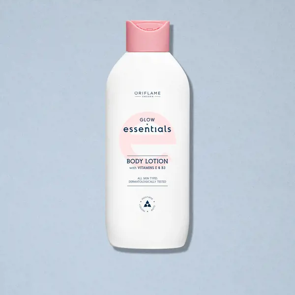 لوشن للجسم بفيتامين E و B3 جلو إسينشيالز