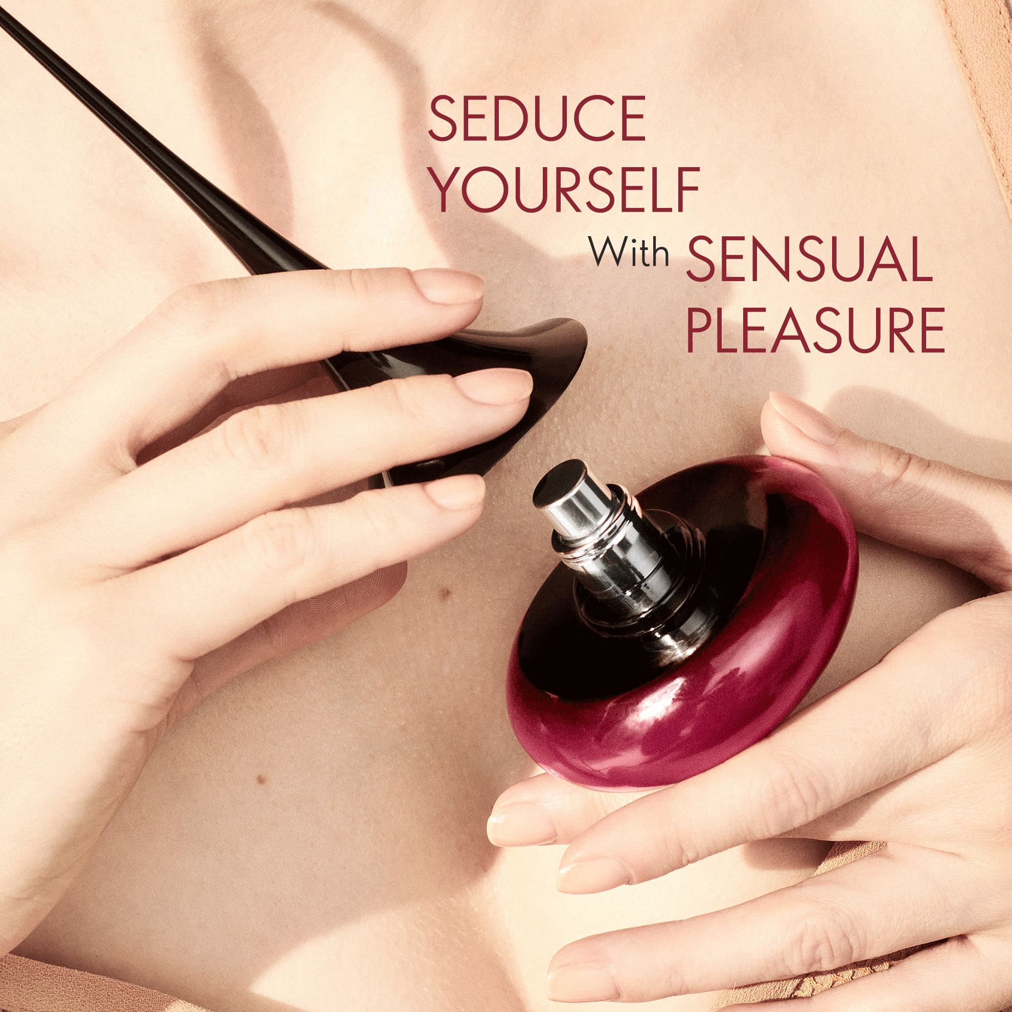 https://media-cdn.oriflame.com/productImage?externalMediaId=product-management-media%2fProducts%2f44300%2fIN%2f44300_7.png&id=20624399&version=2