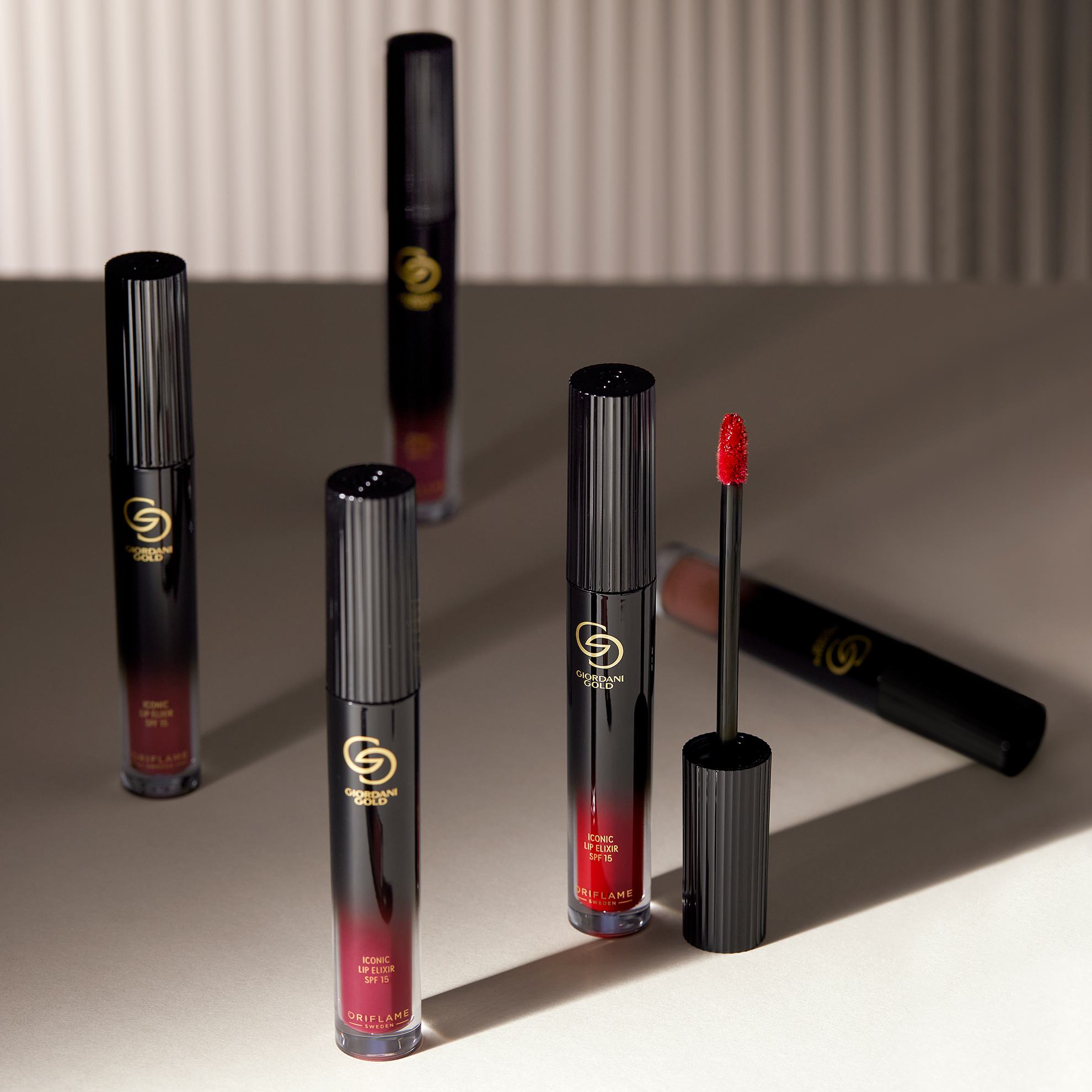 https://media-cdn.oriflame.com/productImage?externalMediaId=product-management-media%2fProducts%2f44827%2fID%2f44827_3.png&id=20077502&version=1