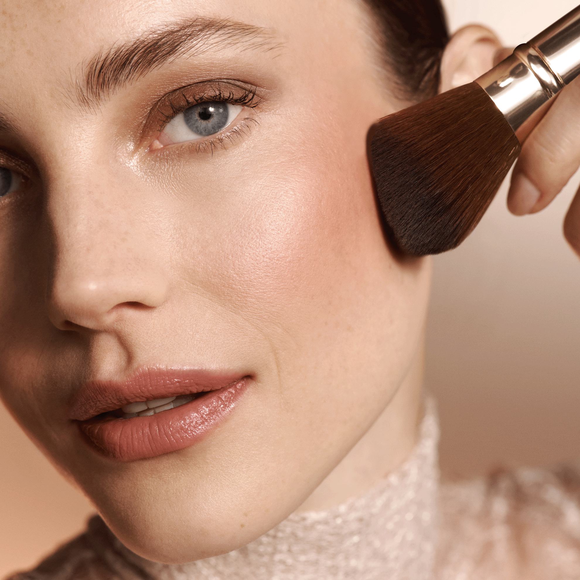 https://media-cdn.oriflame.com/productImage?externalMediaId=product-management-media%2fProducts%2f44915%2f44915_2.png&id=19208149&version=3