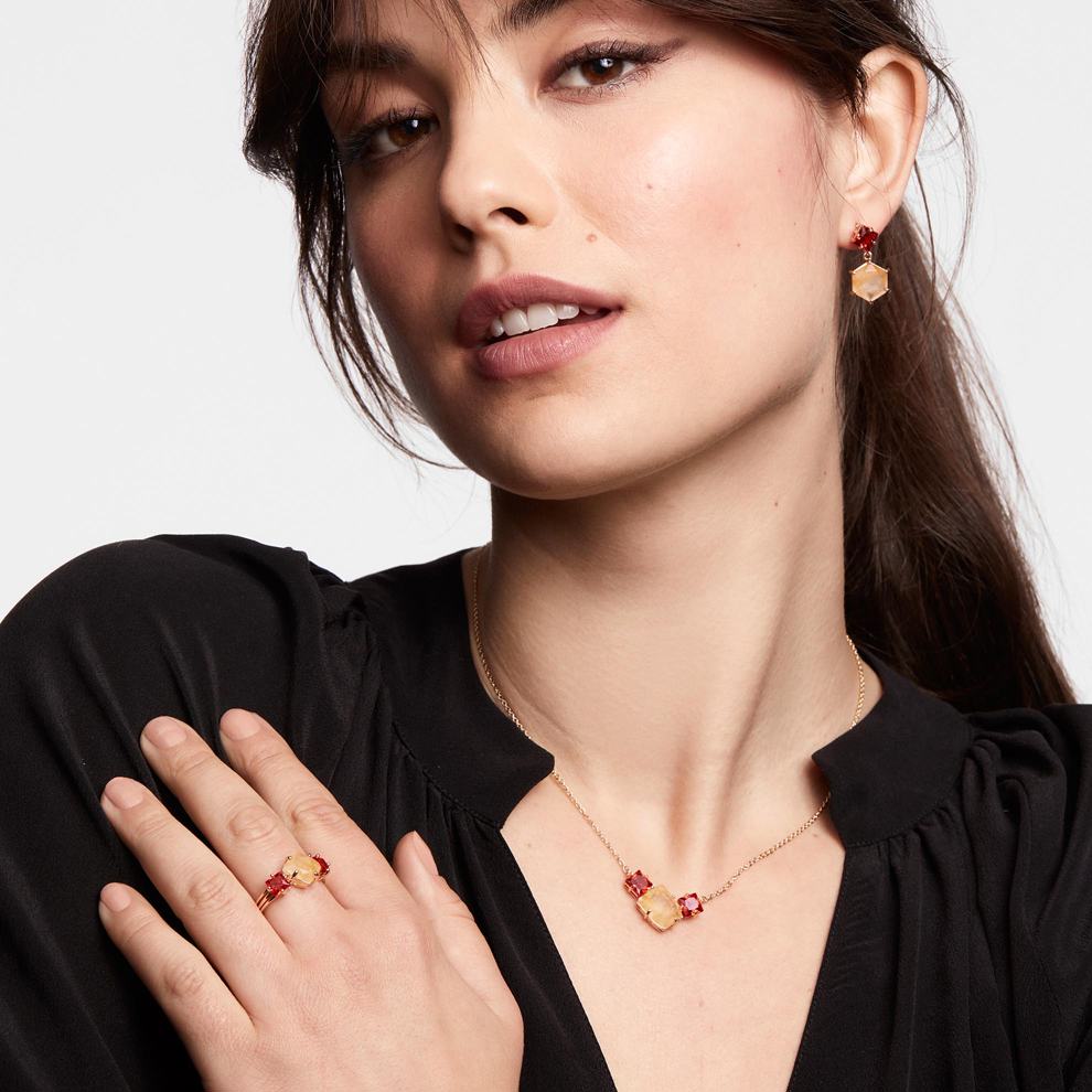 https://media-cdn.oriflame.com/productImage?externalMediaId=product-management-media%2fProducts%2f44976%2fUA%2f44976_2.png&id=2024-03-11T11-21-17-686Z_MediaMigration&version=1666773970
