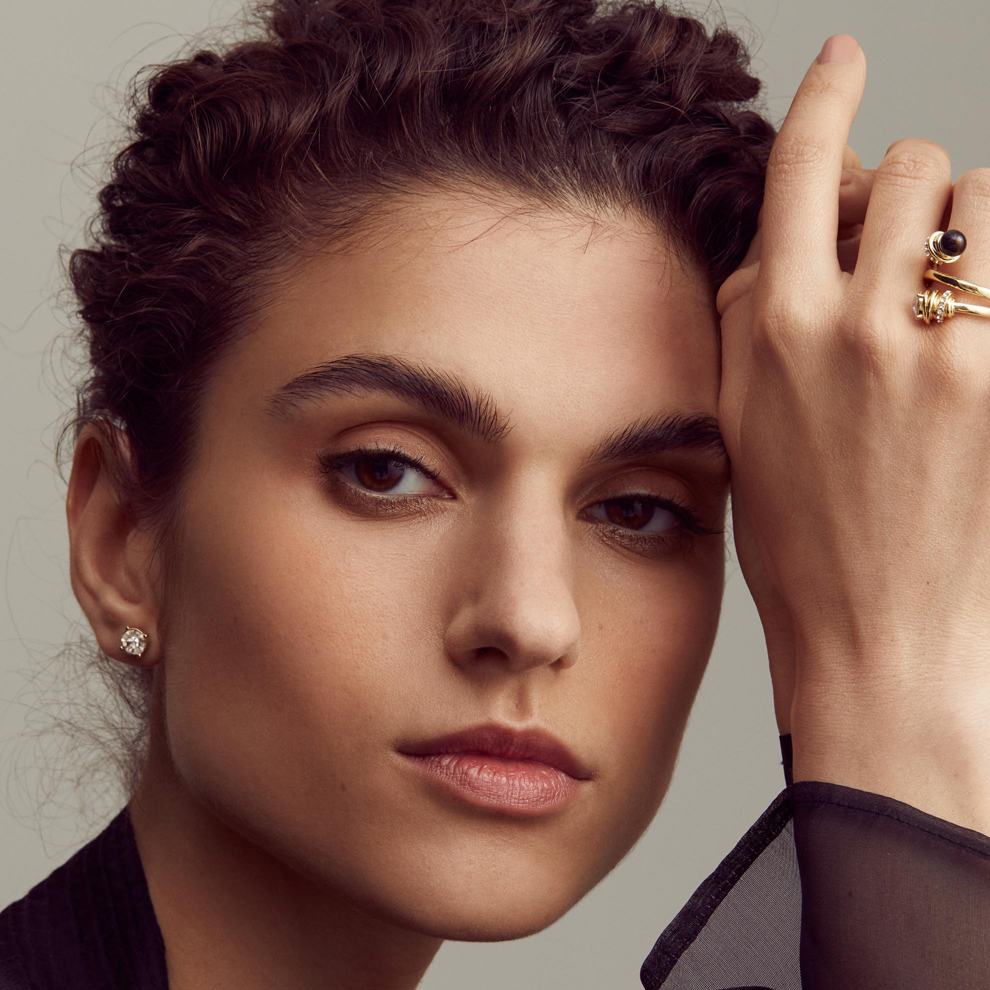 https://media-cdn.oriflame.com/productImage?externalMediaId=product-management-media%2fProducts%2f45045%2fMD%2f45045_2.png&id=2024-03-11T11-25-35-045Z_MediaMigration&version=1666781113