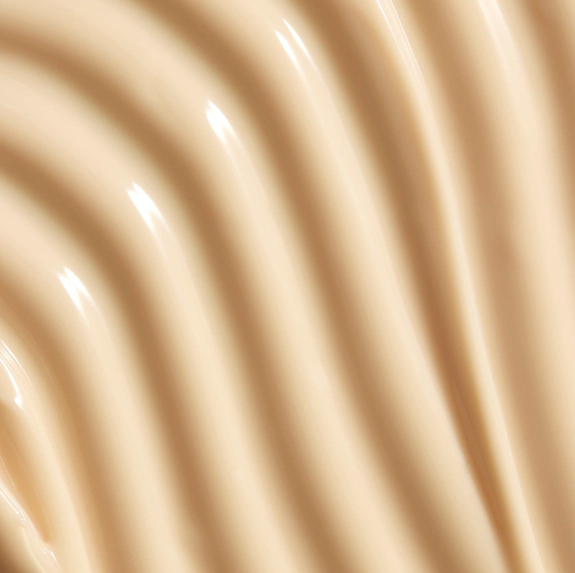 https://media-cdn.oriflame.com/productImage?externalMediaId=product-management-media%2fProducts%2f45138%2fID%2f45138_4.png&id=20495705&version=1