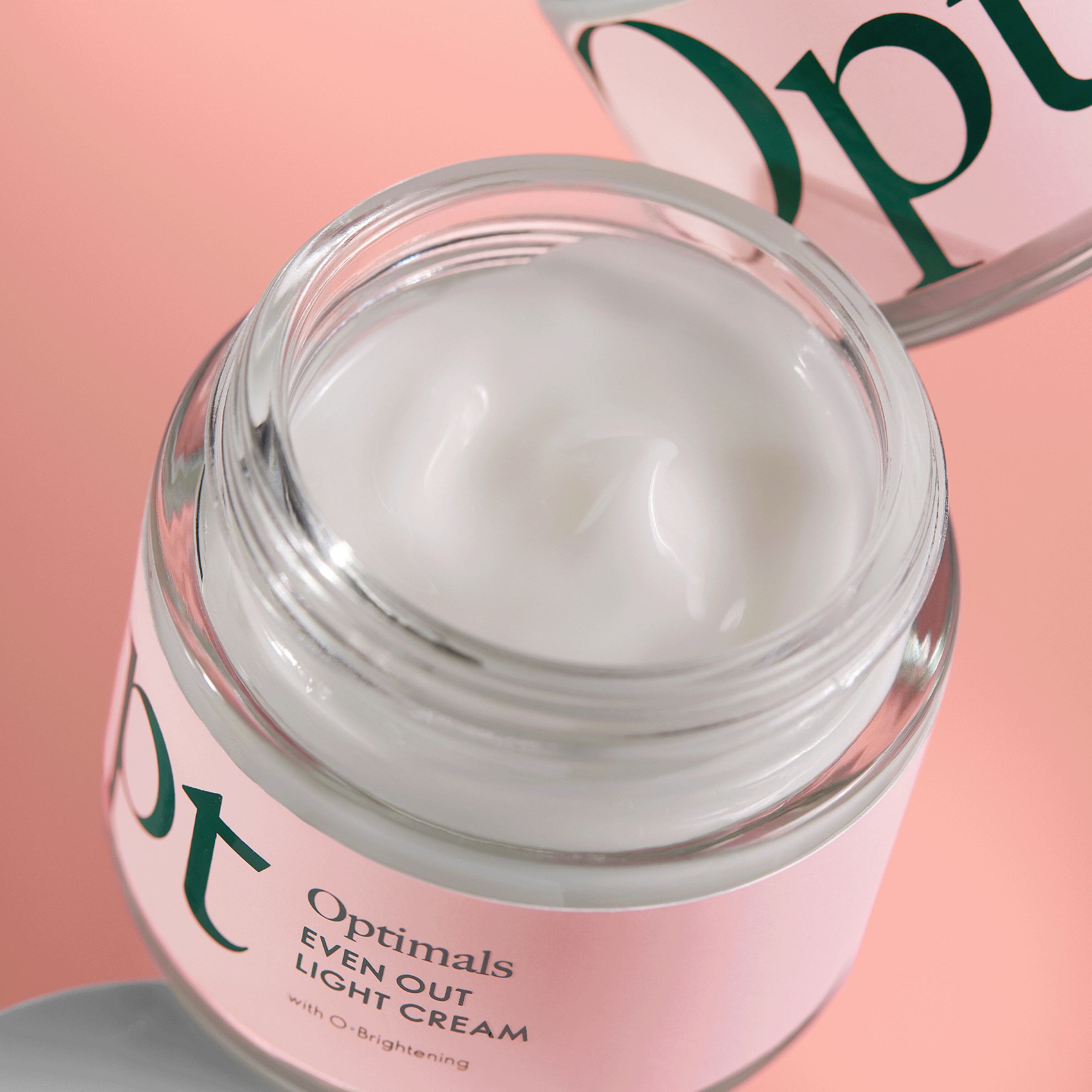 https://media-cdn.oriflame.com/productImage?externalMediaId=product-management-media%2fProducts%2f45243%2f45243_2.png&id=20200736&version=2
