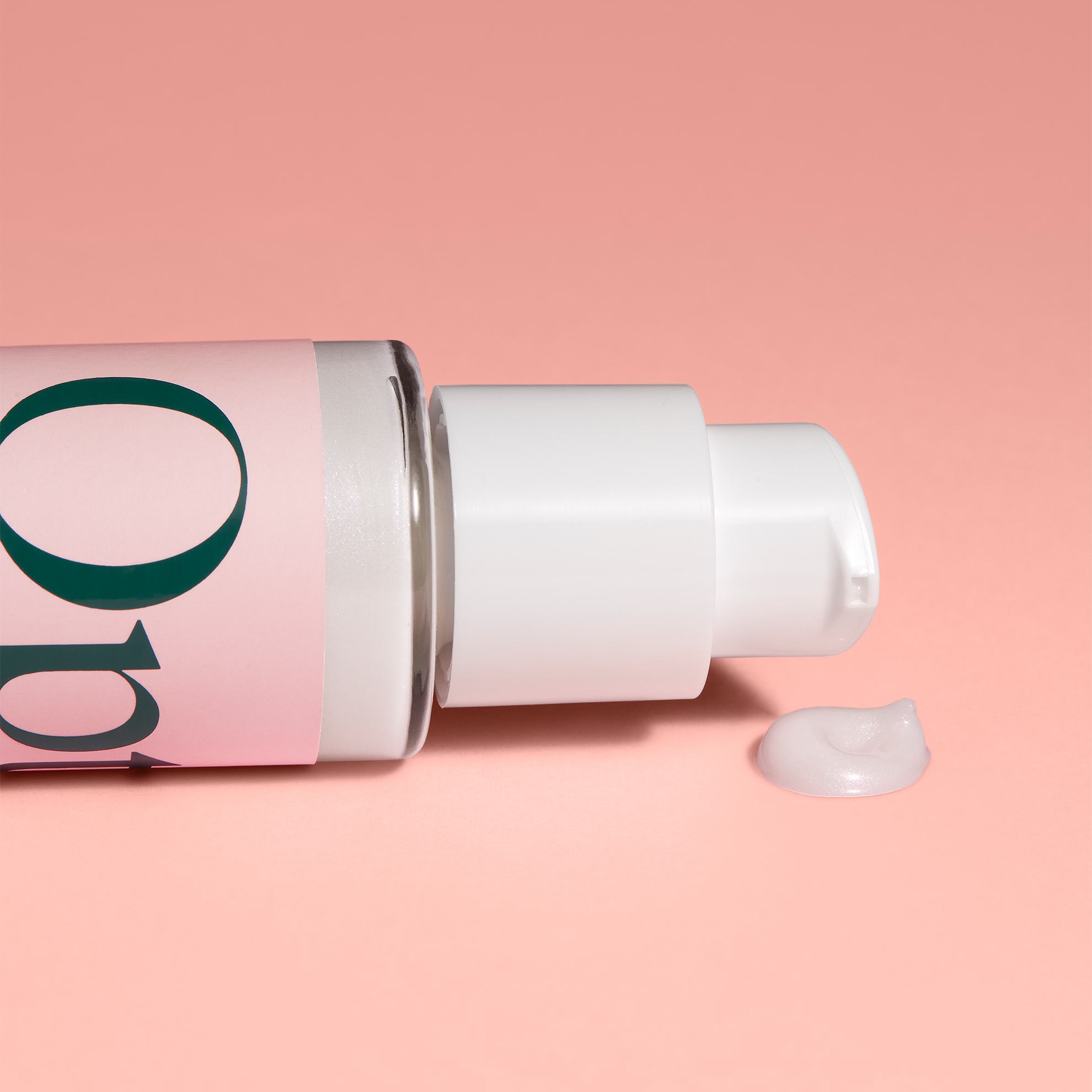 https://media-cdn.oriflame.com/productImage?externalMediaId=product-management-media%2fProducts%2f45248%2f45248_2.png&id=20200748&version=2
