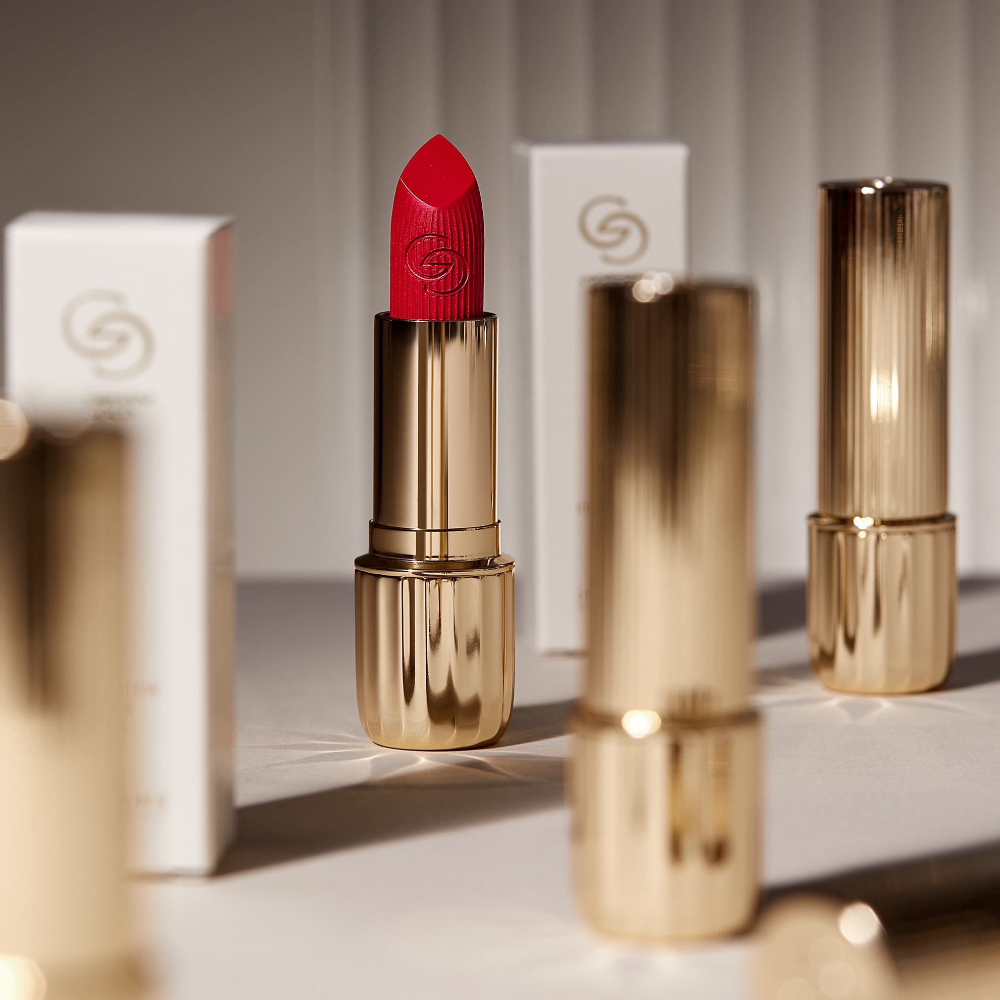 https://media-cdn.oriflame.com/productImage?externalMediaId=product-management-media%2fProducts%2f45556%2f45556_8.png&id=18142077&version=1