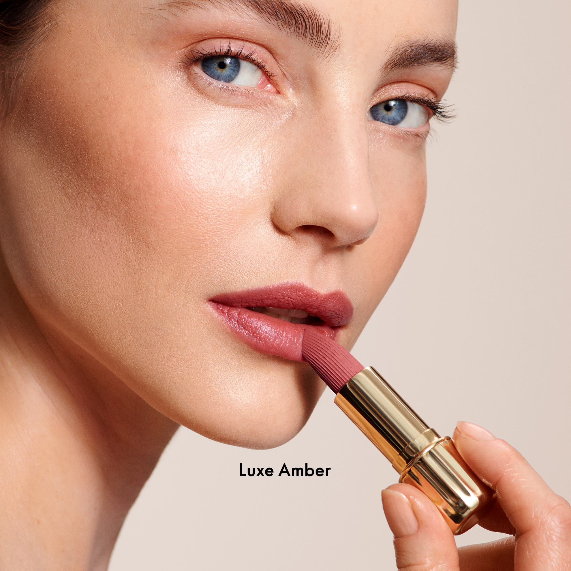 https://media-cdn.oriflame.com/productImage?externalMediaId=product-management-media%2fProducts%2f45560%2f45560_5.png&id=18142106&version=2