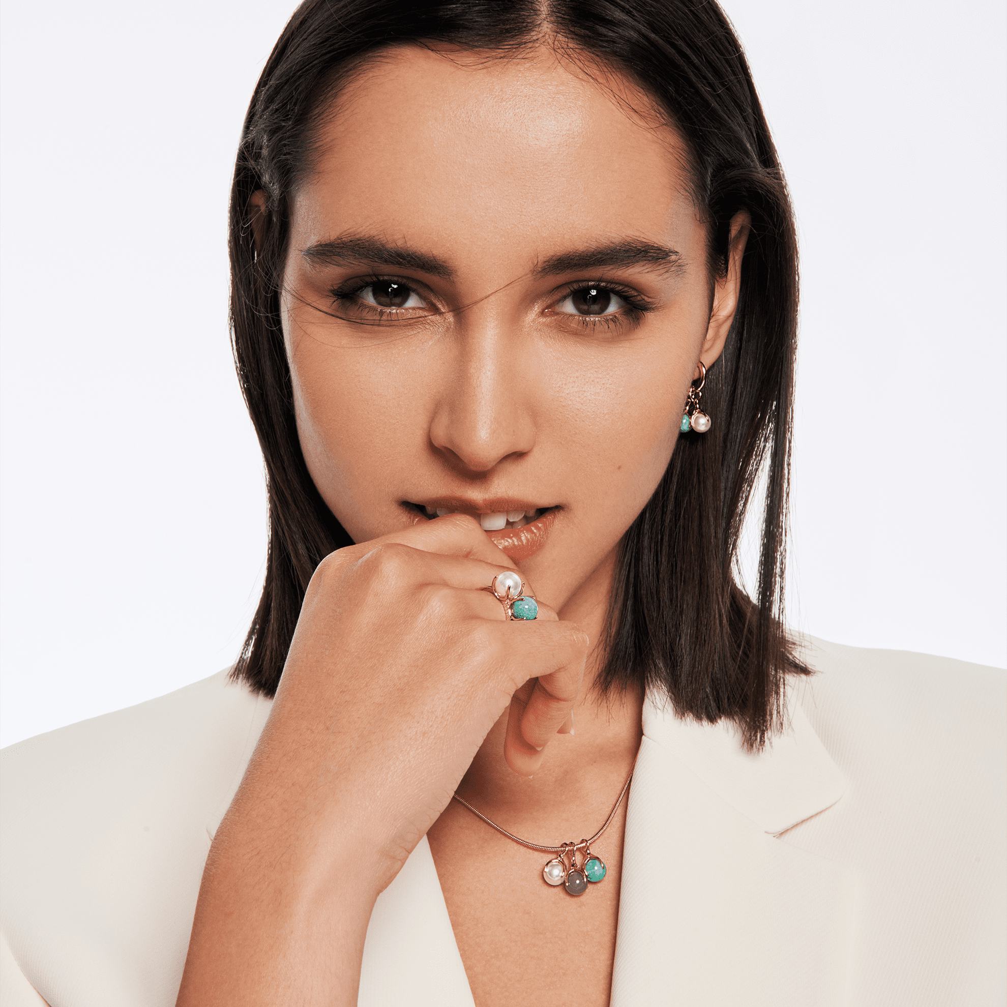 https://media-cdn.oriflame.com/productImage?externalMediaId=product-management-media%2fProducts%2f45574%2fAM%2f45574_3.png&id=2024-03-11T11-25-24-687Z_MediaMigration&version=1652793303