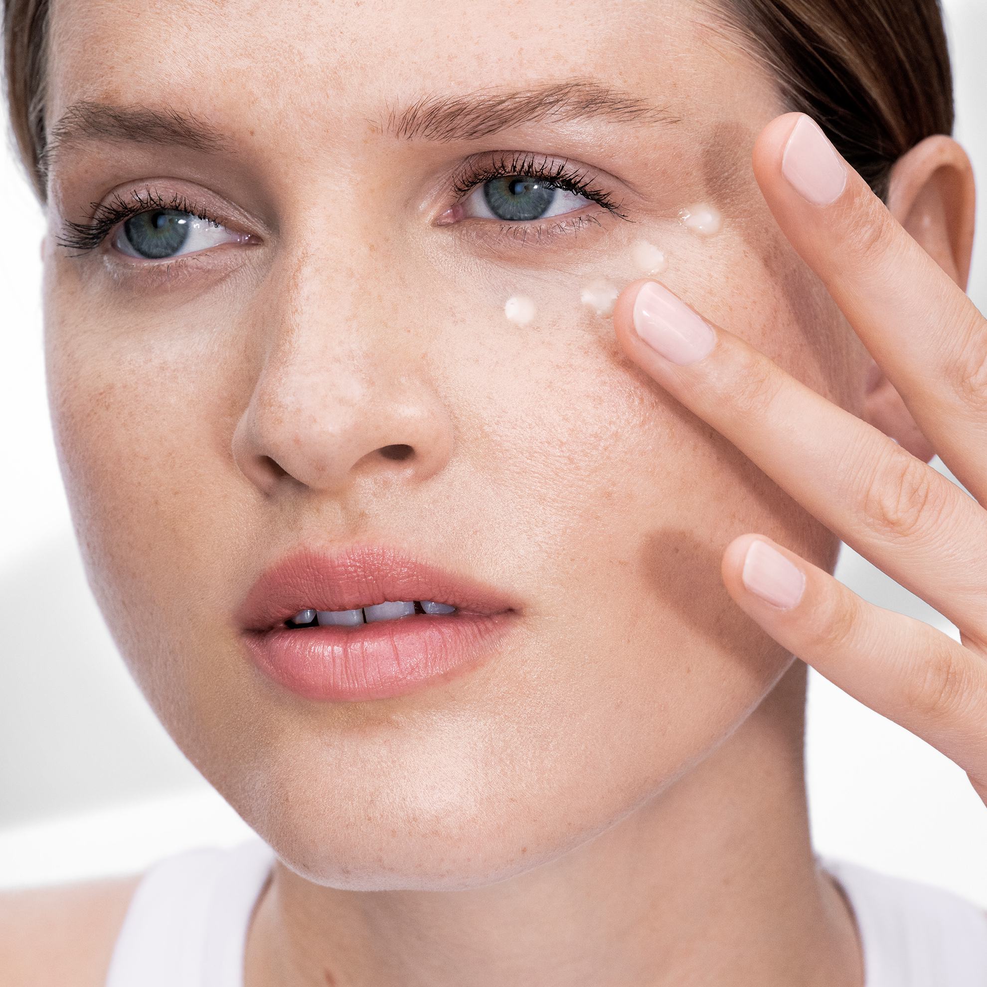 https://media-cdn.oriflame.com/productImage?externalMediaId=product-management-media%2fProducts%2f45590%2f45590_4.png&id=17460207&version=3