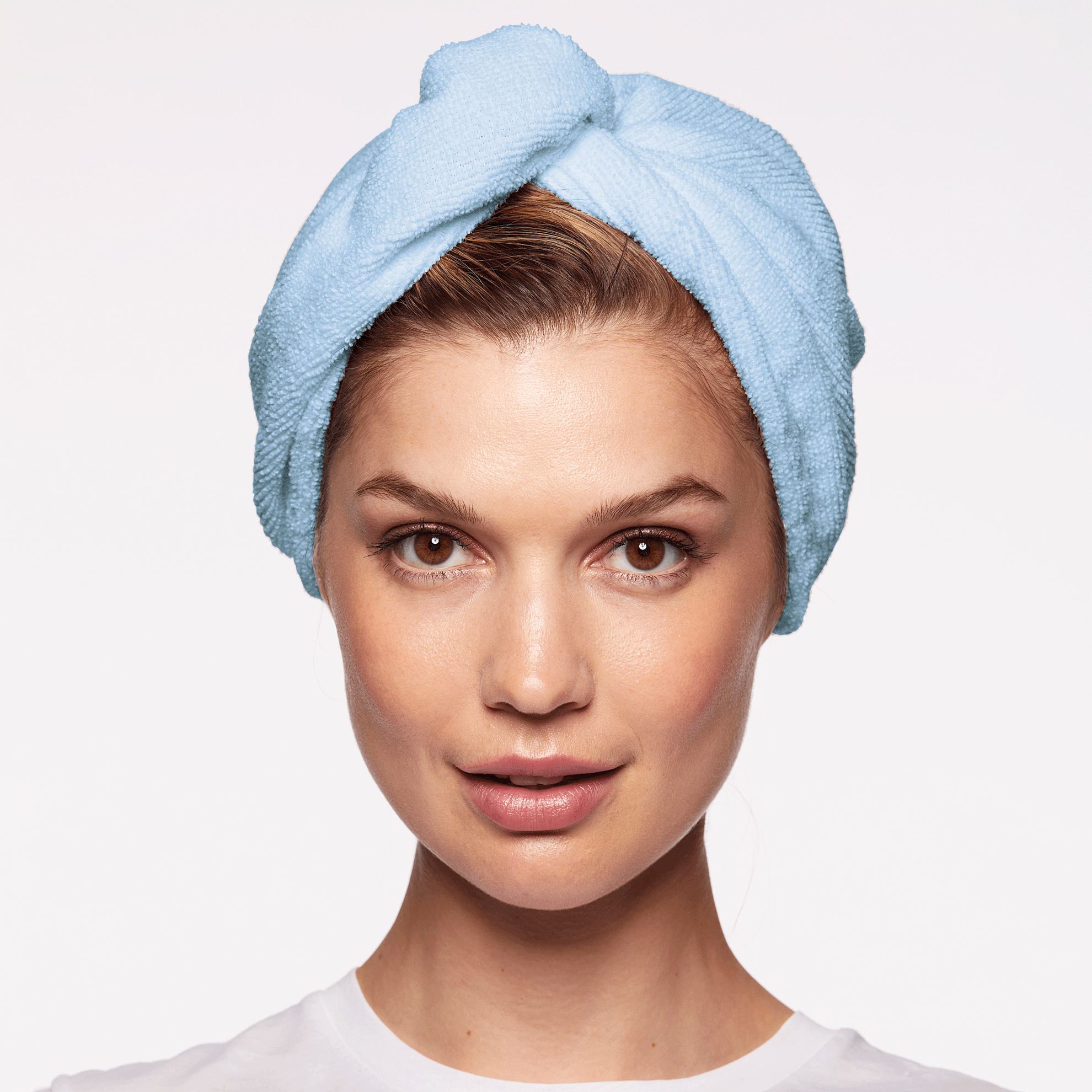 https://media-cdn.oriflame.com/productImage?externalMediaId=product-management-media%2fProducts%2f45998%2fUK%2f45998_4.png&id=2024-03-11T12-03-36-415Z_MediaMigration&version=1674136822
