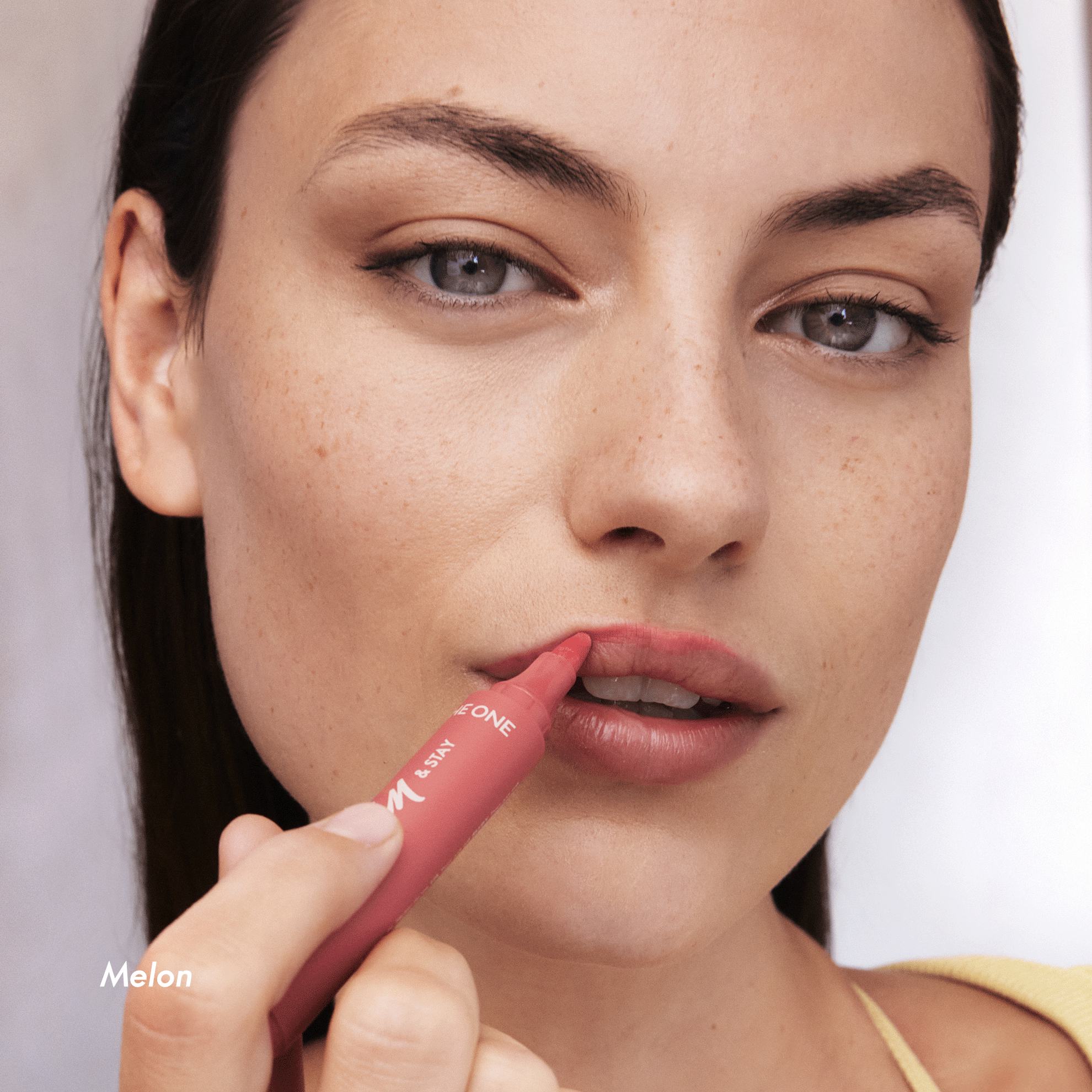 https://media-cdn.oriflame.com/productImage?externalMediaId=product-management-media%2fProducts%2f46890%2f46890_8.png&id=20076493&version=2