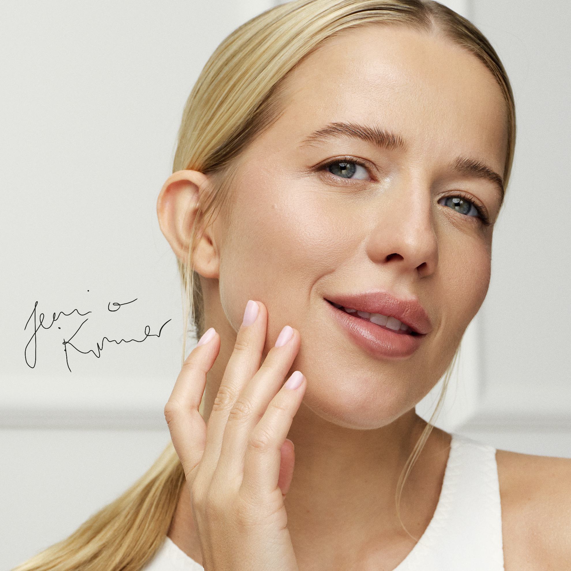 https://media-cdn.oriflame.com/productImage?externalMediaId=product-management-media%2fProducts%2f46909%2fPL%2f46909_3.png&id=20330034&version=2
