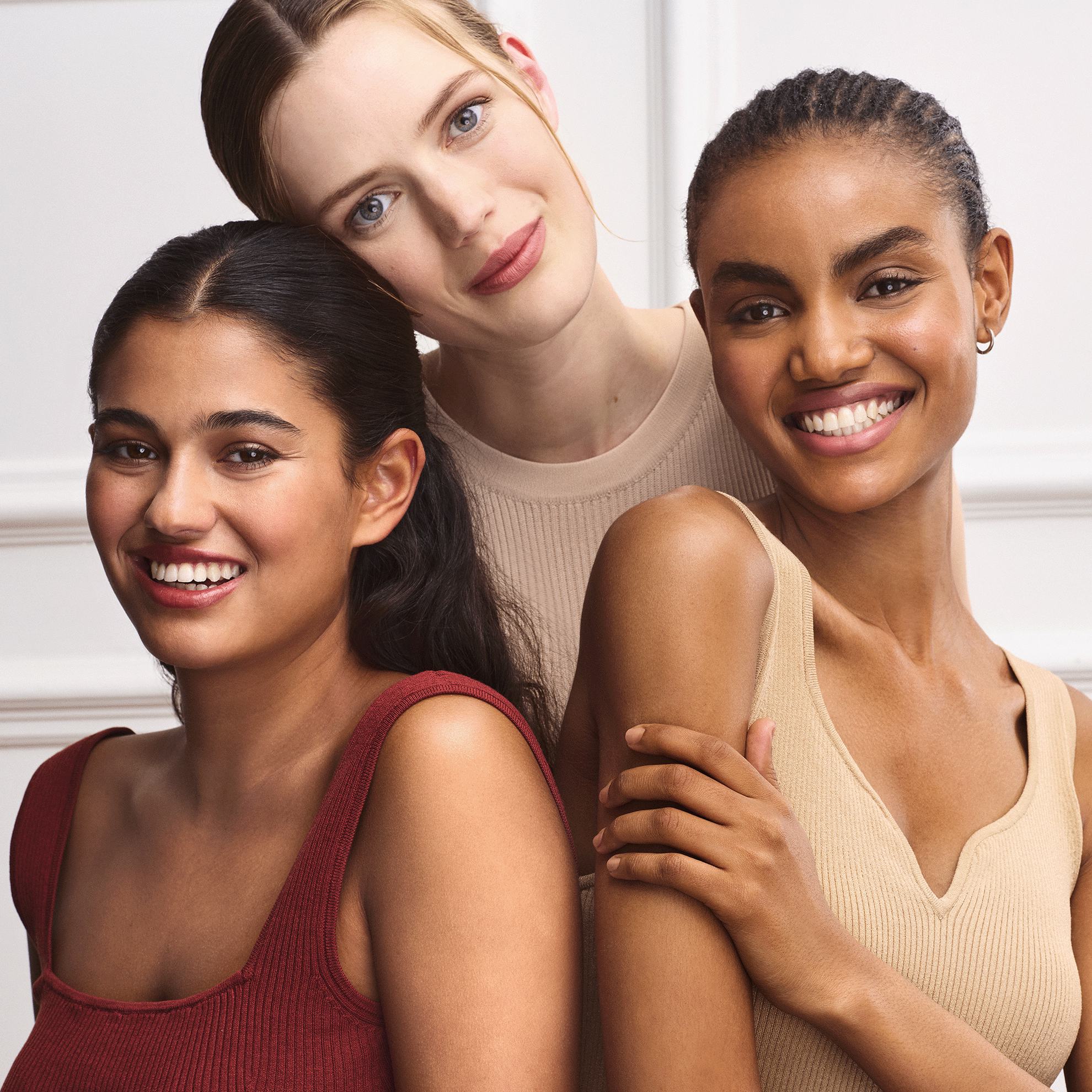 https://media-cdn.oriflame.com/productImage?externalMediaId=product-management-media%2fProducts%2f46917%2f46917_10.png&id=19781311&version=1