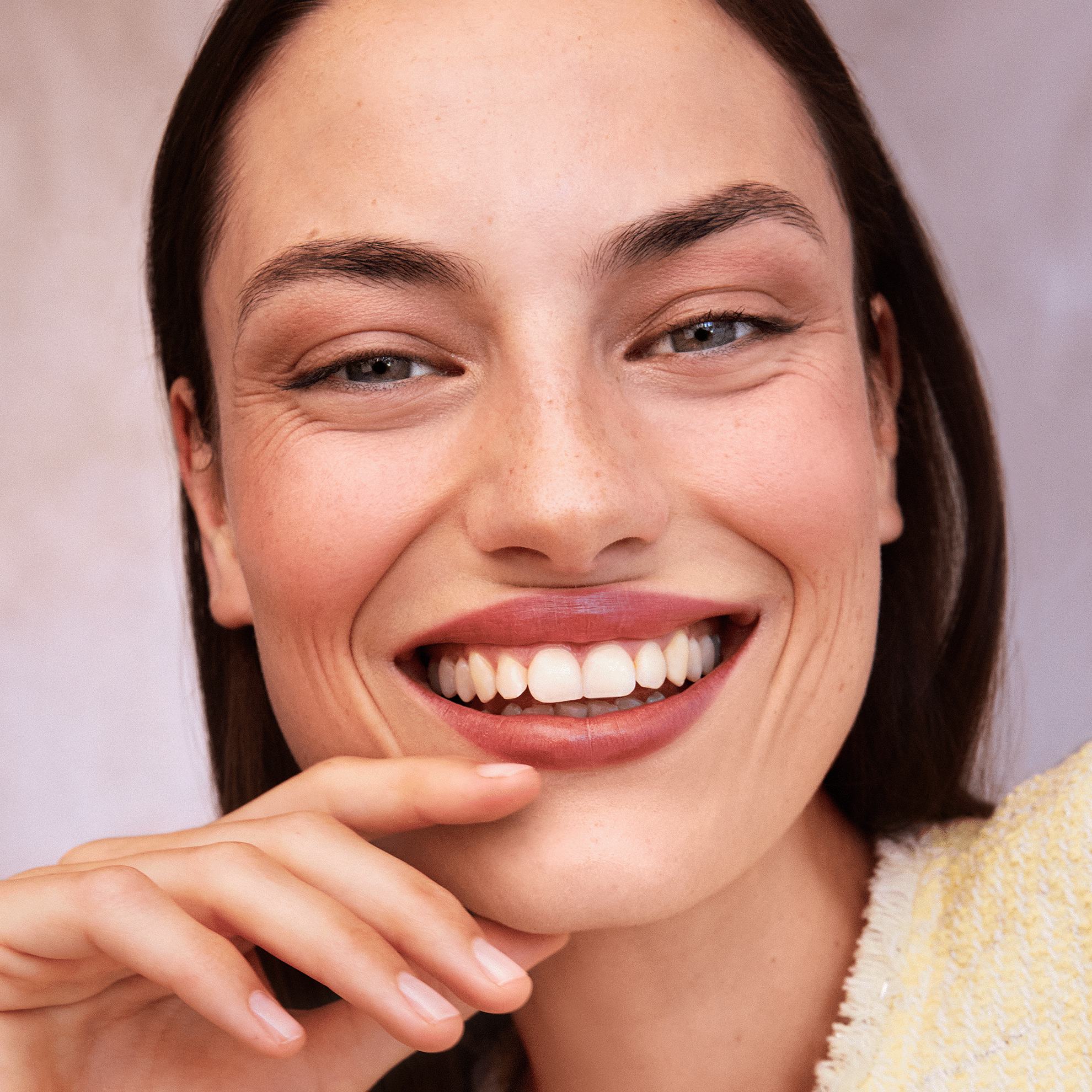 https://media-cdn.oriflame.com/productImage?externalMediaId=product-management-media%2fProducts%2f46938%2f46938_9.png&id=20026236&version=7