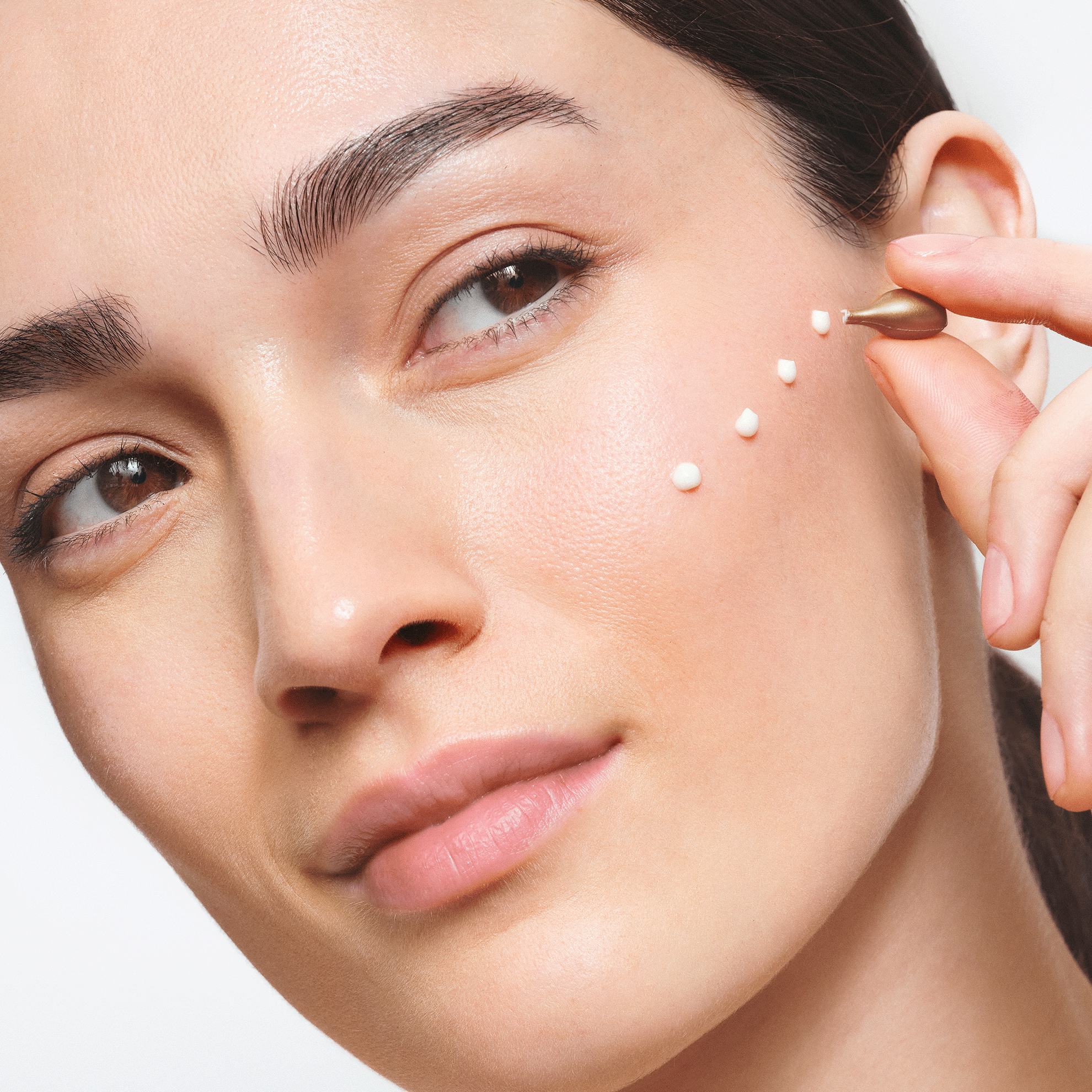 https://media-cdn.oriflame.com/productImage?externalMediaId=product-management-media%2fProducts%2f47103%2fLV%2f47103_5.png&id=19184205&version=2