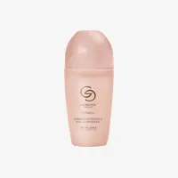 un flacon de shampoing rose
