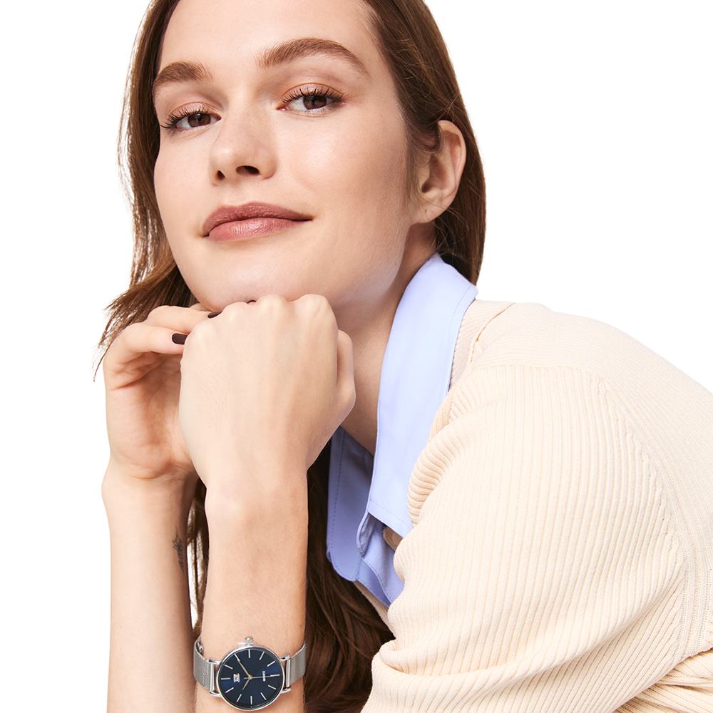 https://media-cdn.oriflame.com/productImage?externalMediaId=product-management-media%2fProducts%2f47813%2f47813_3.png&id=20691143&version=1