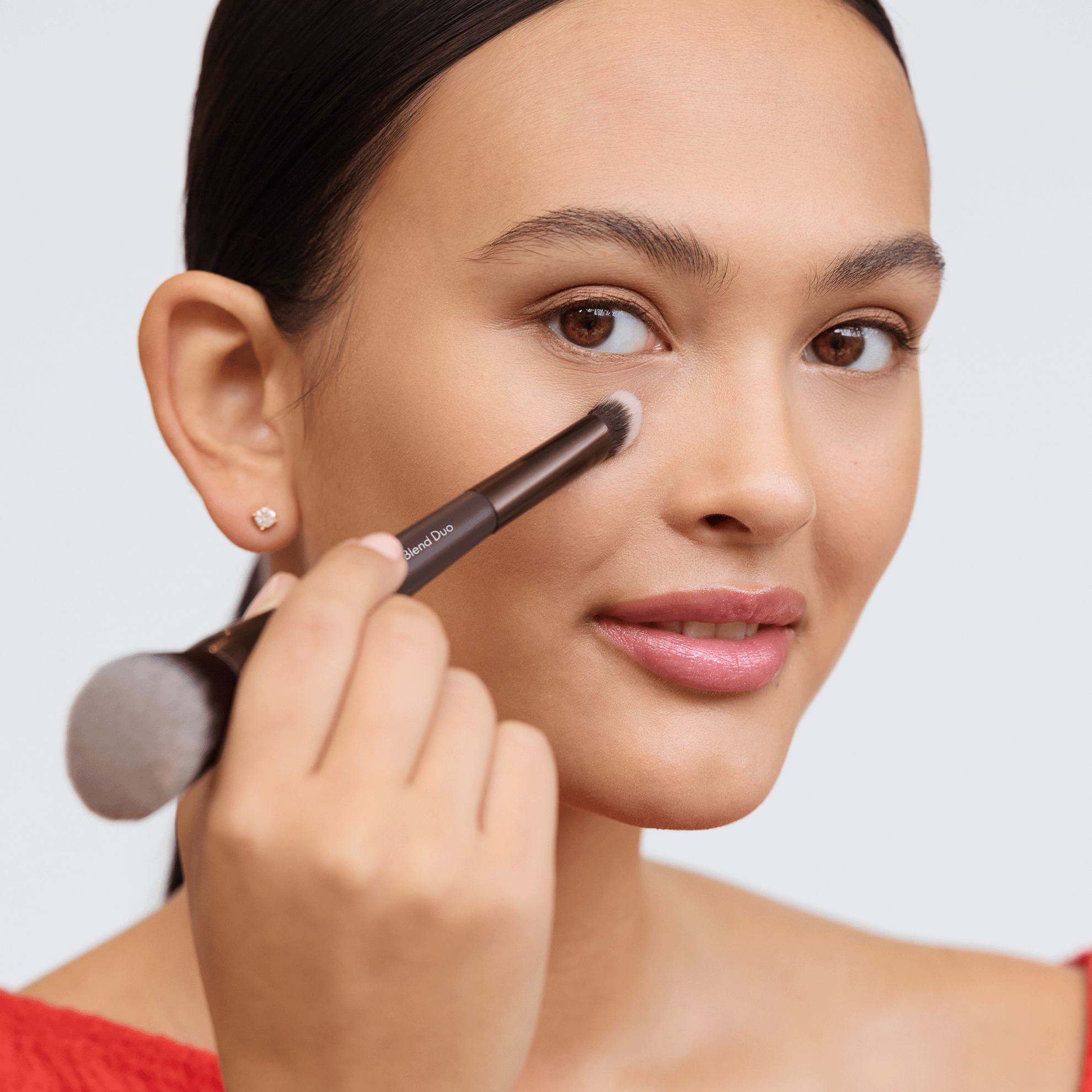 https://media-cdn.oriflame.com/productImage?externalMediaId=product-management-media%2fProducts%2f47823%2f47823_4.png&id=20130975&version=3