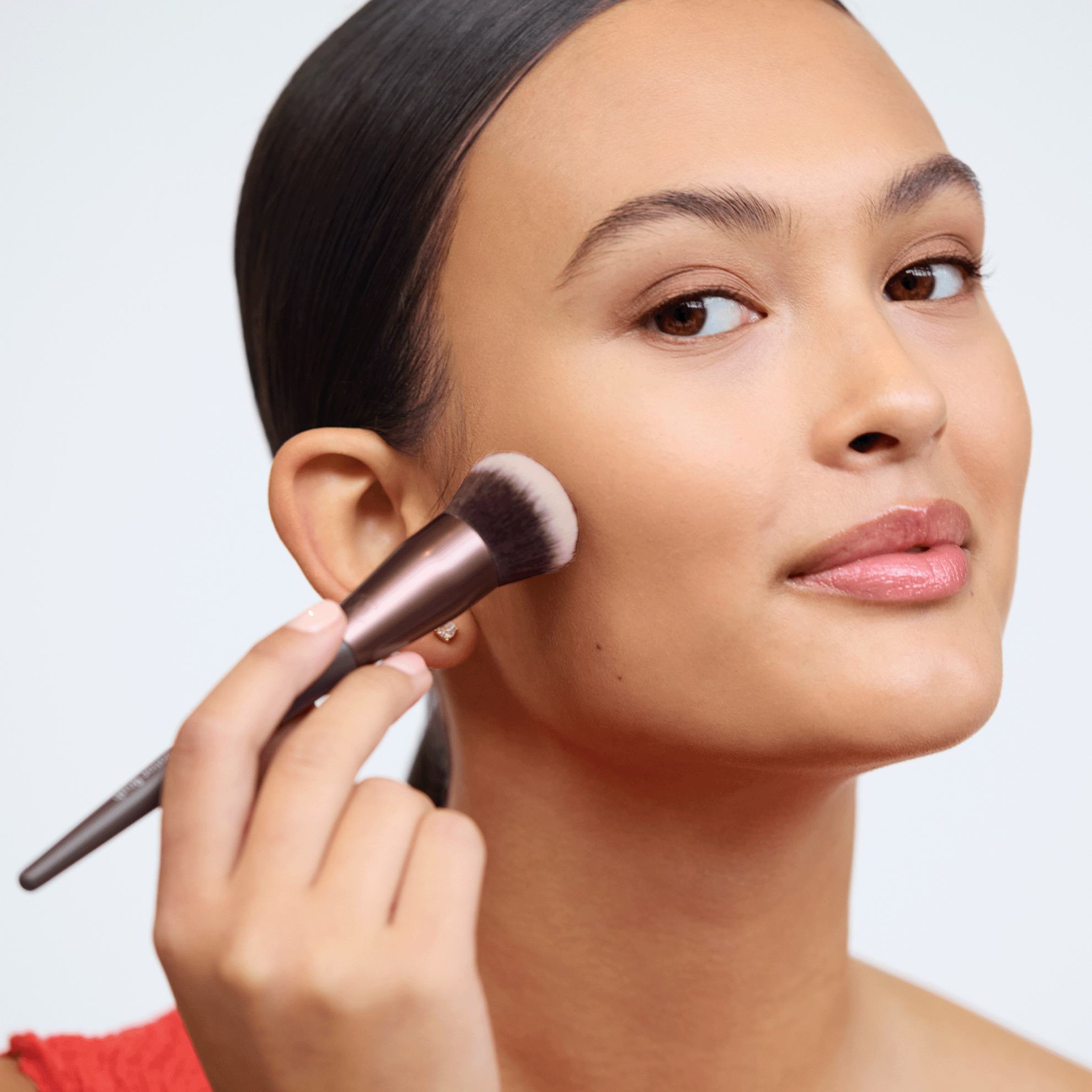 https://media-cdn.oriflame.com/productImage?externalMediaId=product-management-media%2fProducts%2f47825%2f47825_3.png&id=20130988&version=3