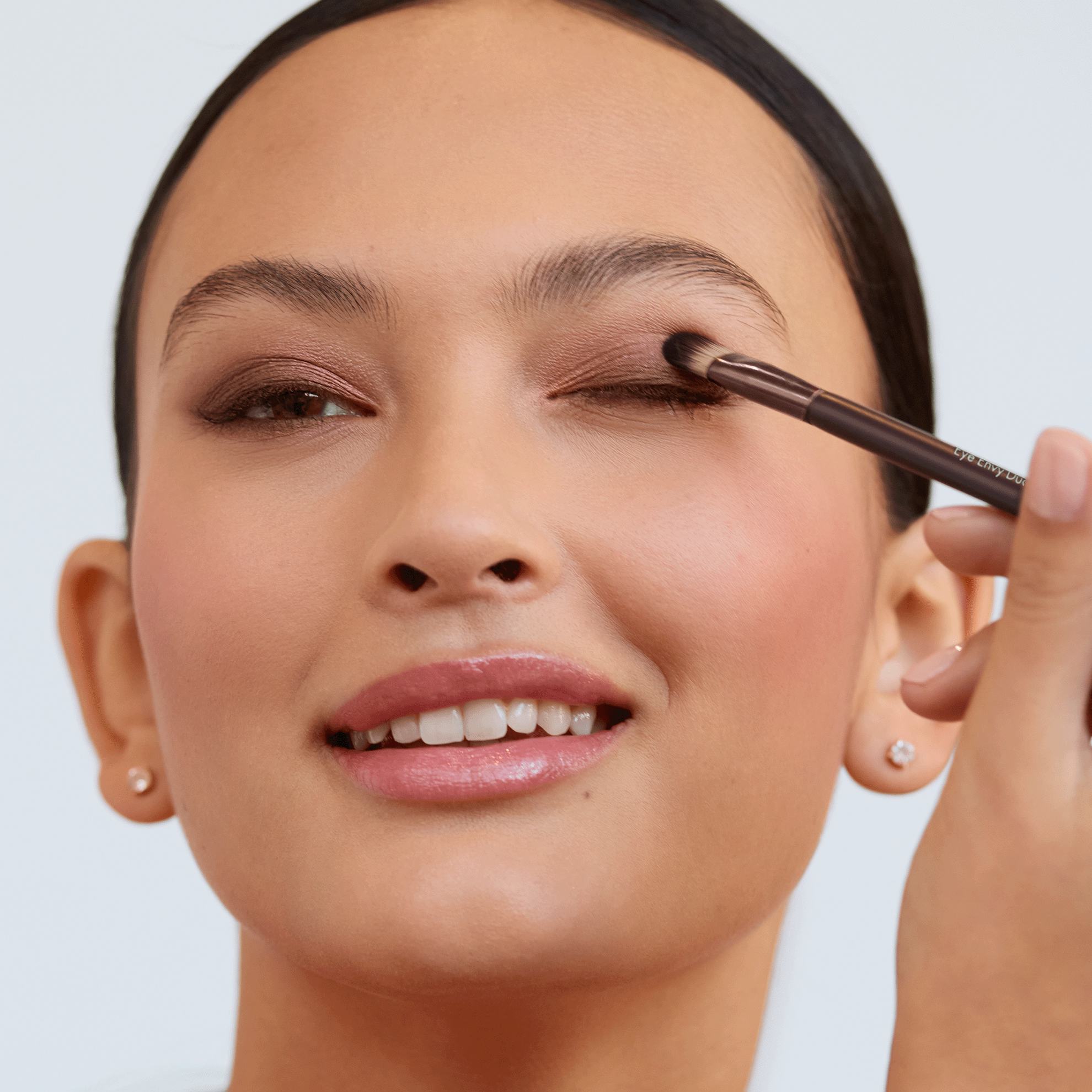 https://media-cdn.oriflame.com/productImage?externalMediaId=product-management-media%2fProducts%2f47830%2f47830_3.png&id=20131019&version=4