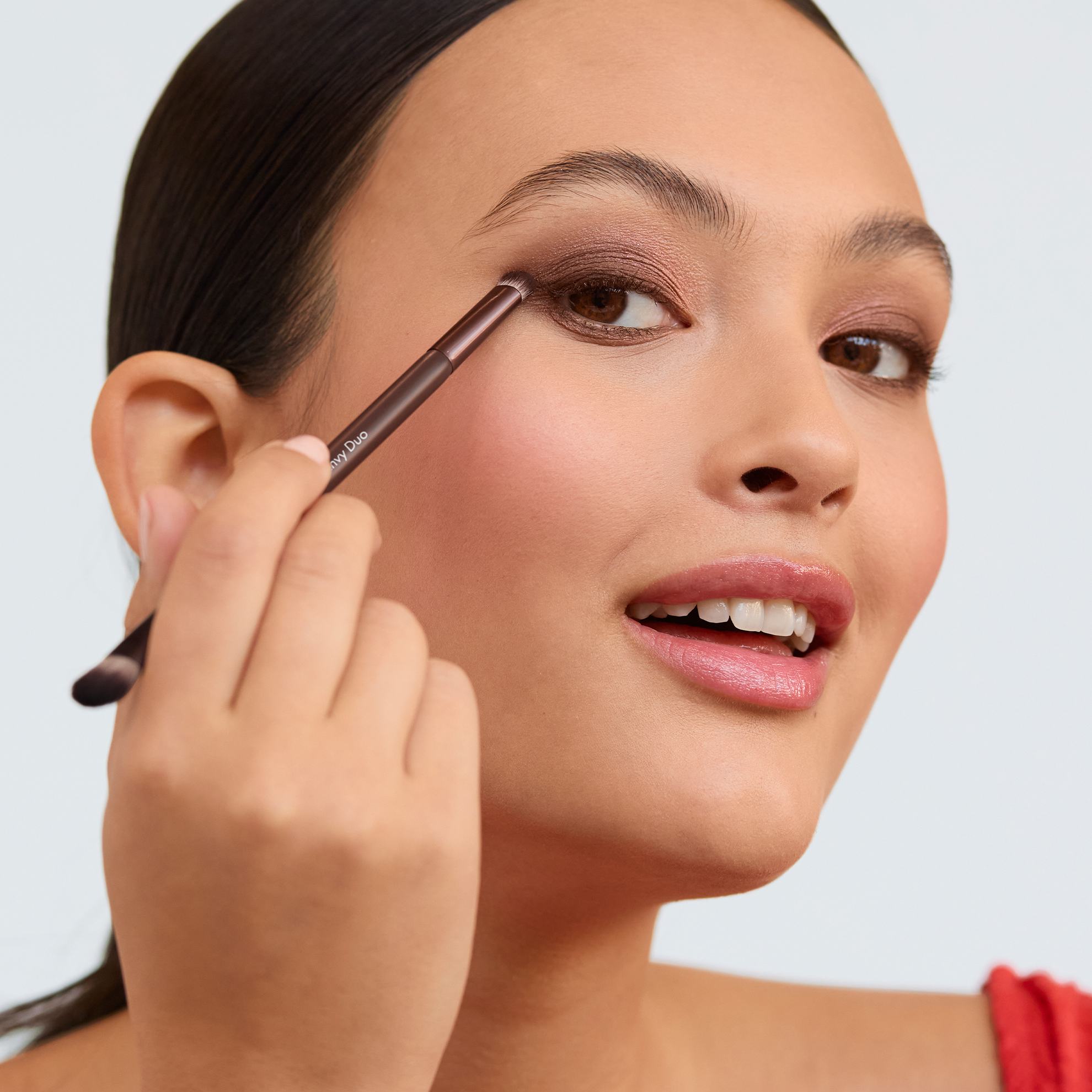 https://media-cdn.oriflame.com/productImage?externalMediaId=product-management-media%2fProducts%2f47830%2f47830_4.png&id=20131020&version=2