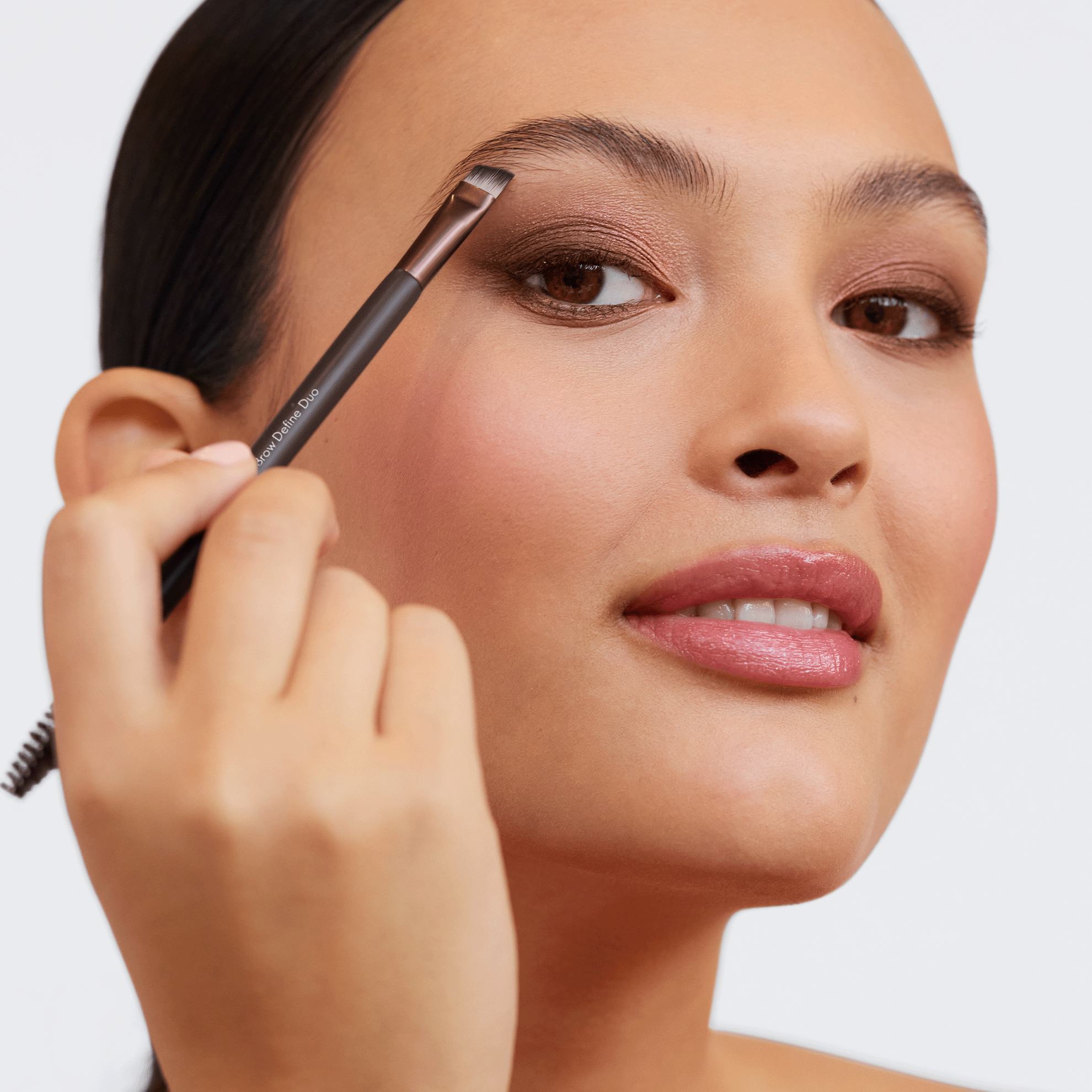 https://media-cdn.oriflame.com/productImage?externalMediaId=product-management-media%2fProducts%2f47831%2f47831_3.png&id=20131027&version=3