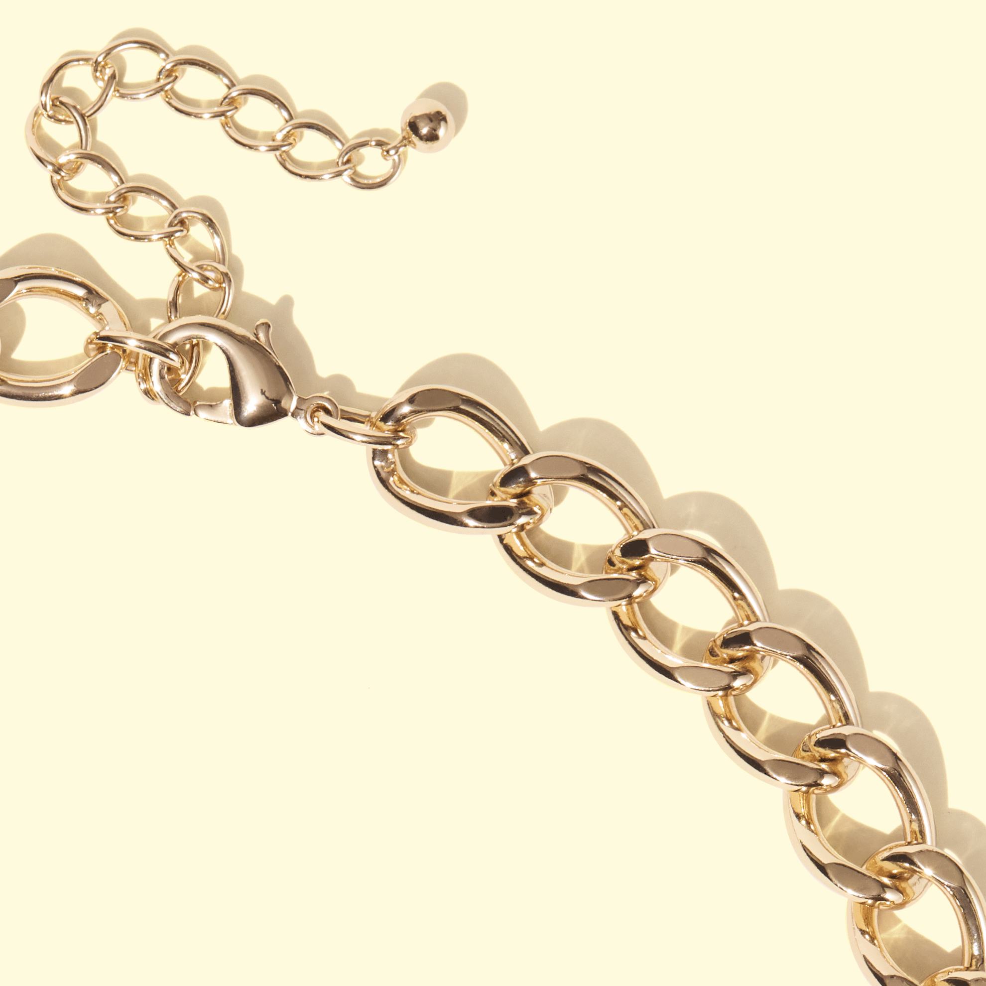 https://media-cdn.oriflame.com/productImage?externalMediaId=product-management-media%2fProducts%2f47871%2f47871_3.png&id=20127527&version=2