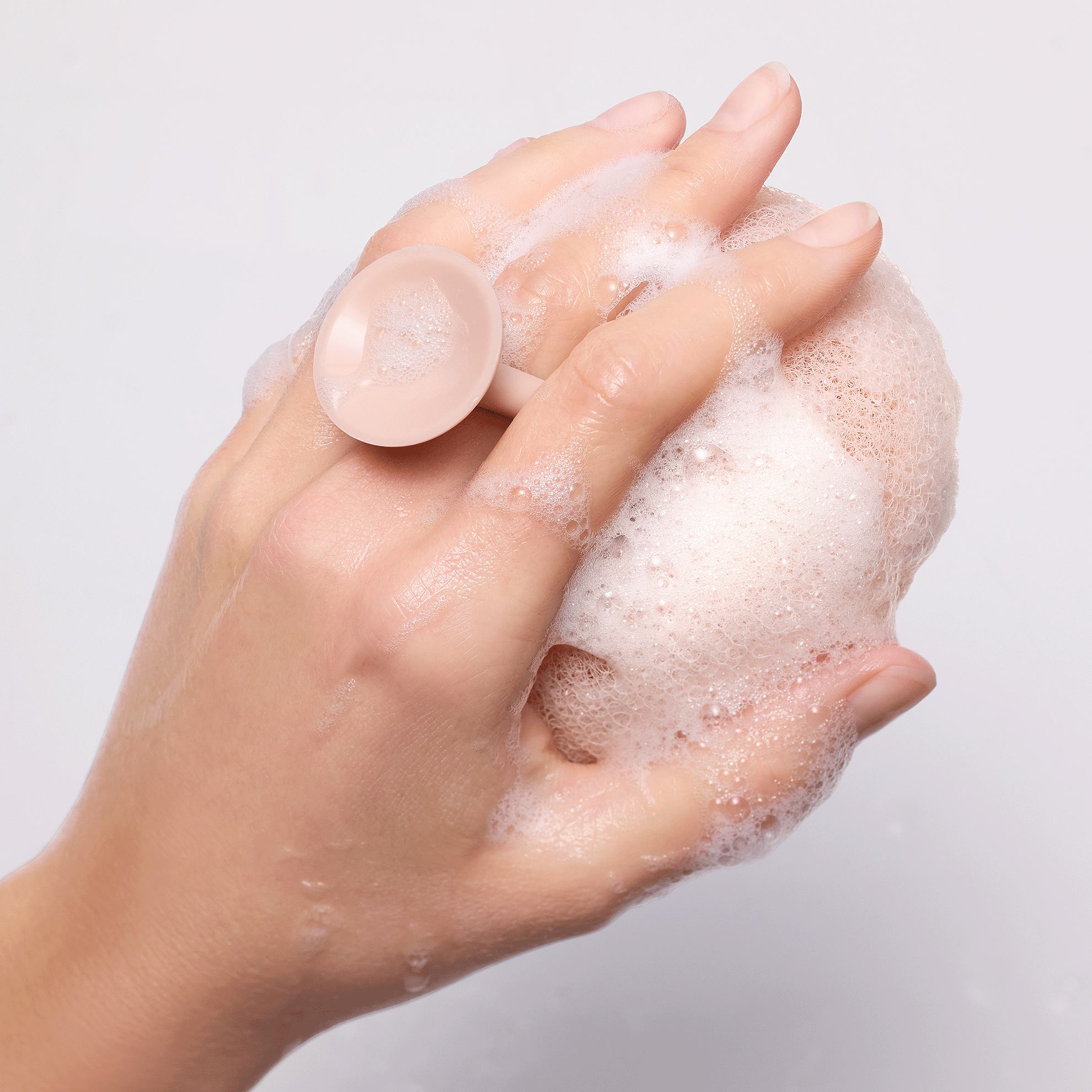 https://media-cdn.oriflame.com/productImage?externalMediaId=product-management-media%2fProducts%2f47878%2f47878_6.png&id=20261001&version=2