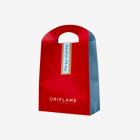 un bolso rojo con asa