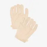 egy pár fehér kesztyű