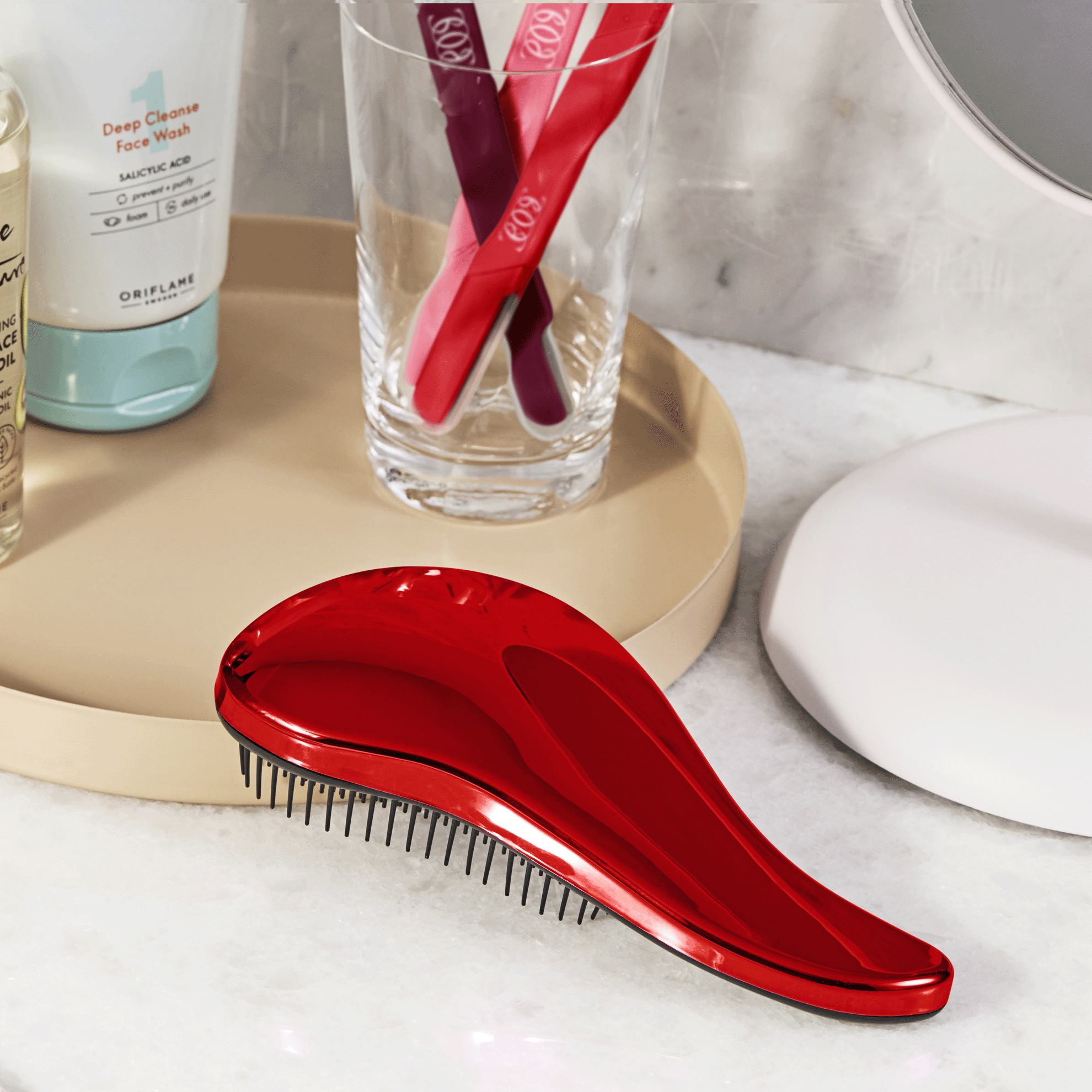 https://media-cdn.oriflame.com/productImage?externalMediaId=product-management-media%2fProducts%2f48526%2f48526_5.png&id=20250173&version=2