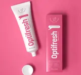 bir kutu yanında bir tüp diş macunu