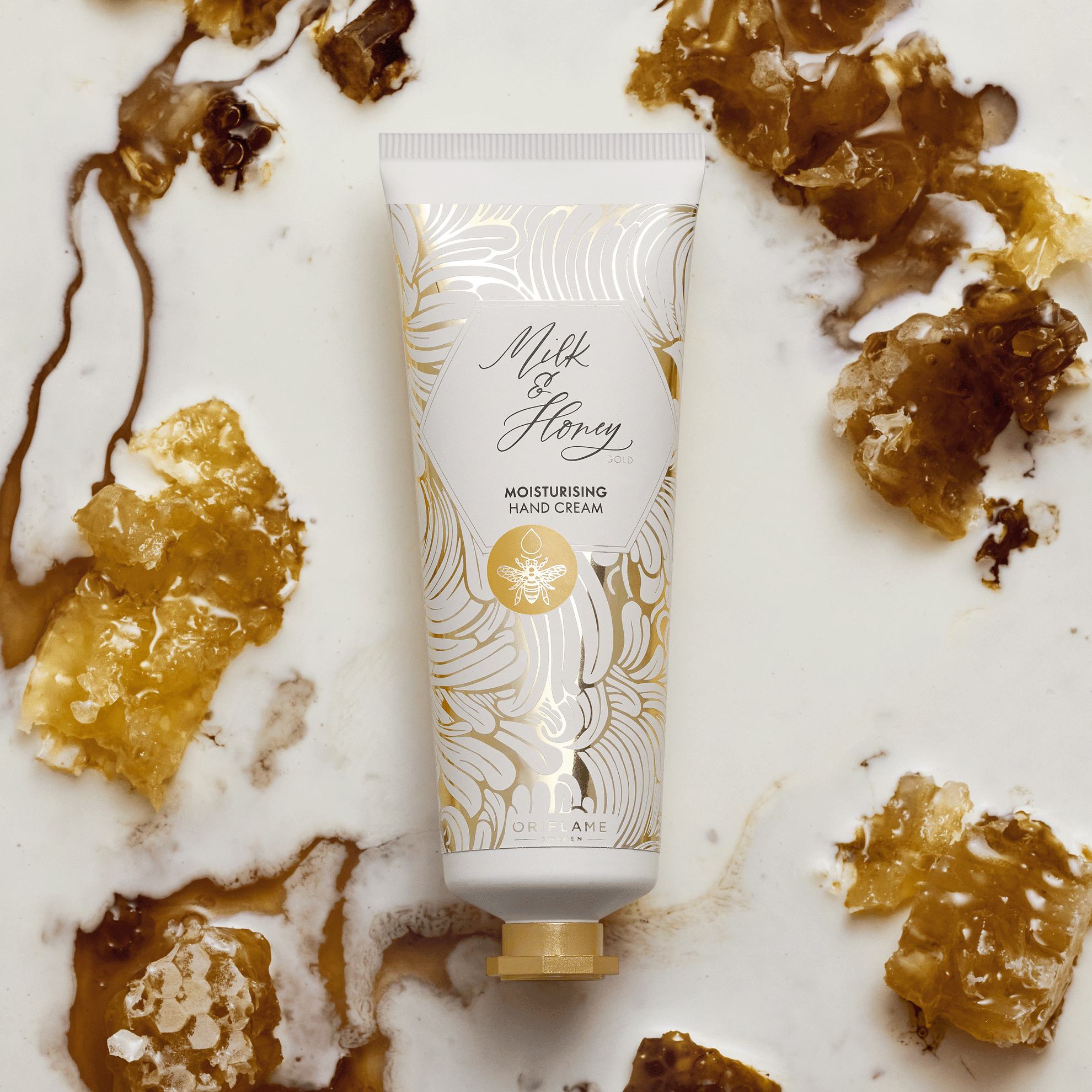 https://media-cdn.oriflame.com/productImage?externalMediaId=product-management-media%2fProducts%2f547204%2f547204_3.png&id=20261101&version=1