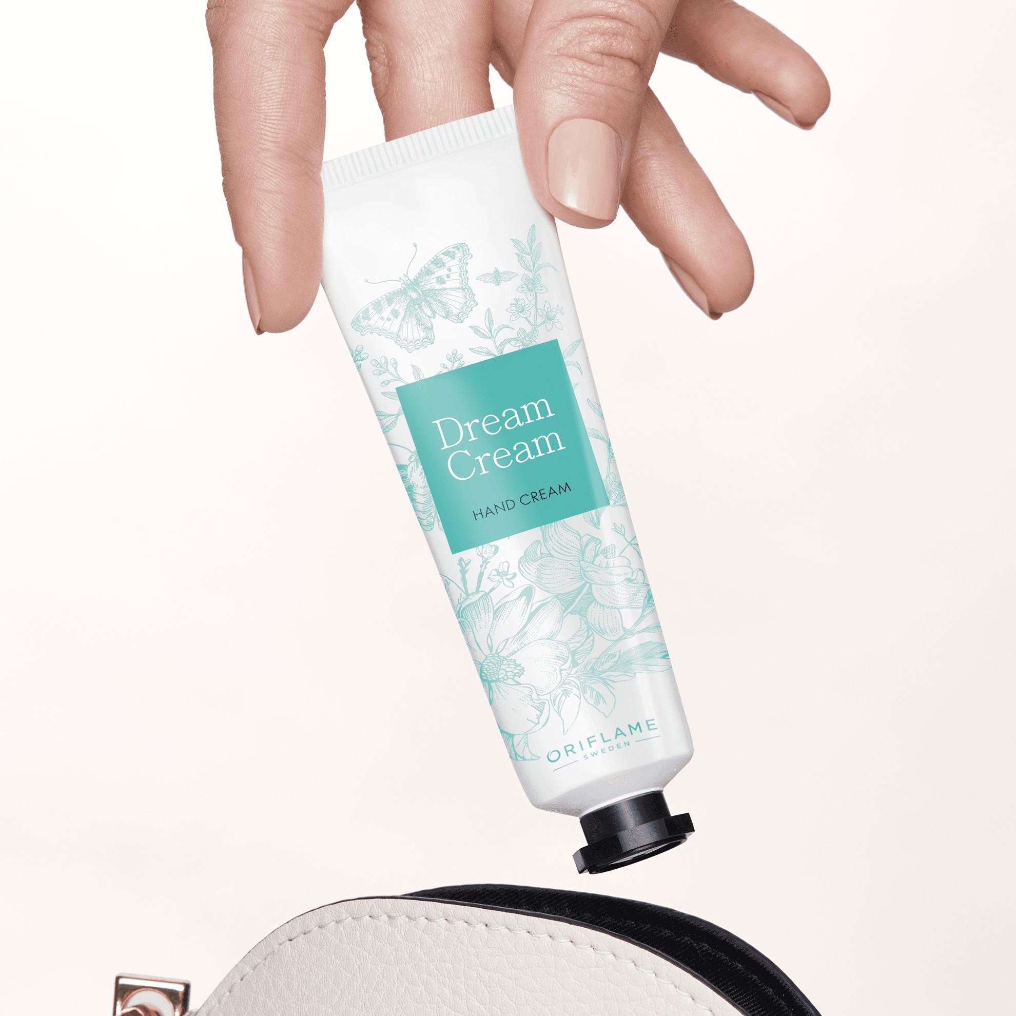 https://media-cdn.oriflame.com/productImage?externalMediaId=product-management-media%2fProducts%2f547252%2fRU%2f547252_10.png&id=20605254&version=1