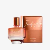 un frasco de perfume en una caja