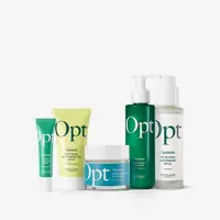 un grupo de frascos de cosméticos