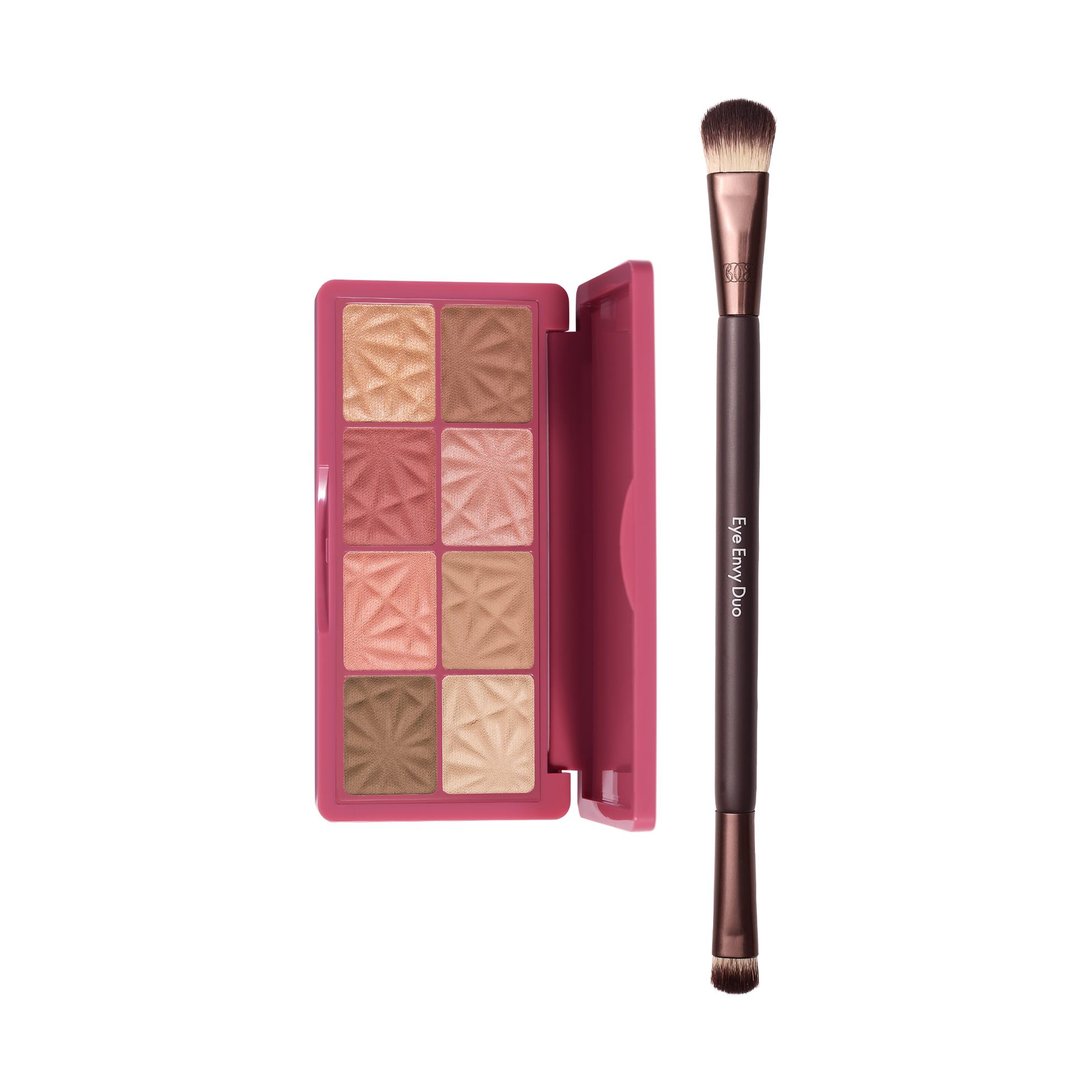 un prim-plan al unei pensule de machiaj