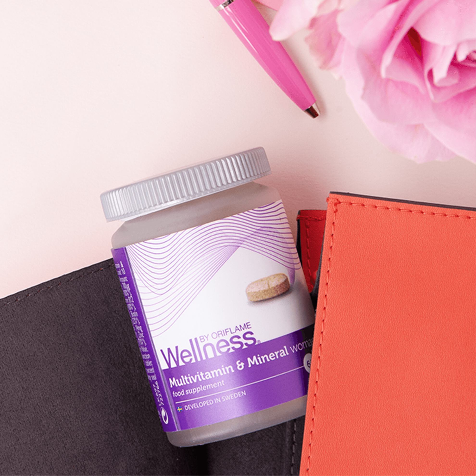 https://media-cdn.oriflame.com/productImage?externalMediaId=product-management-media%2fProducts%2f29704%2f29704_3.png&MediaId=14551915&Version=2