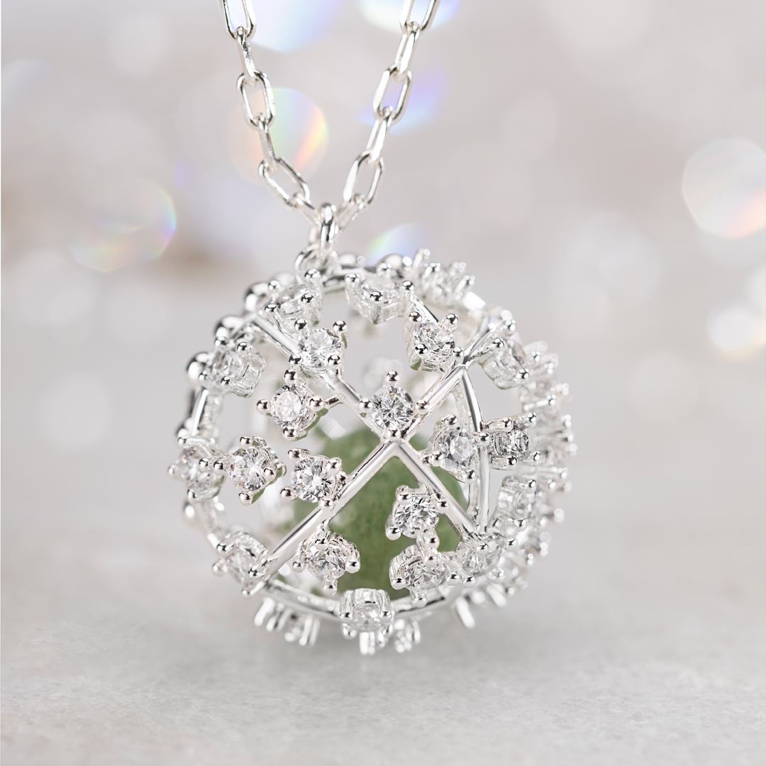 https://media-cdn.oriflame.com/productImage?externalMediaId=product-management-media%2fProducts%2f46256%2fGE%2f46256_2.png&MediaId=2024-03-11T11-43-28-794Z_MediaMigration&Version=1676648727